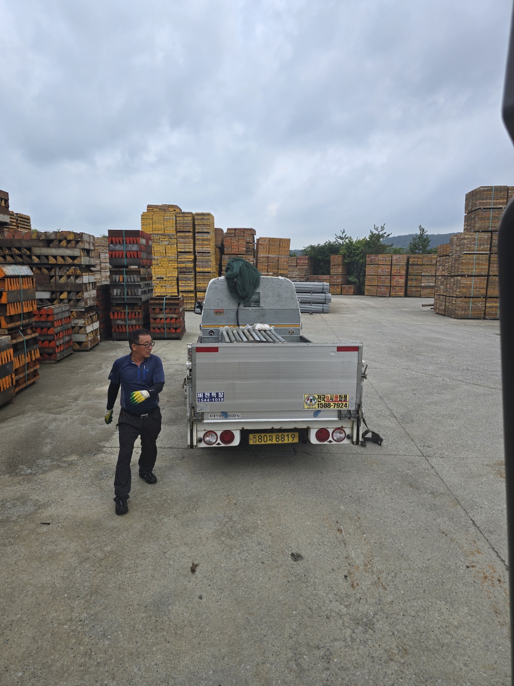 d1a5daf5d3e7cfc34fbfaf7e1e79e6b2_1756251466_5349.jpg